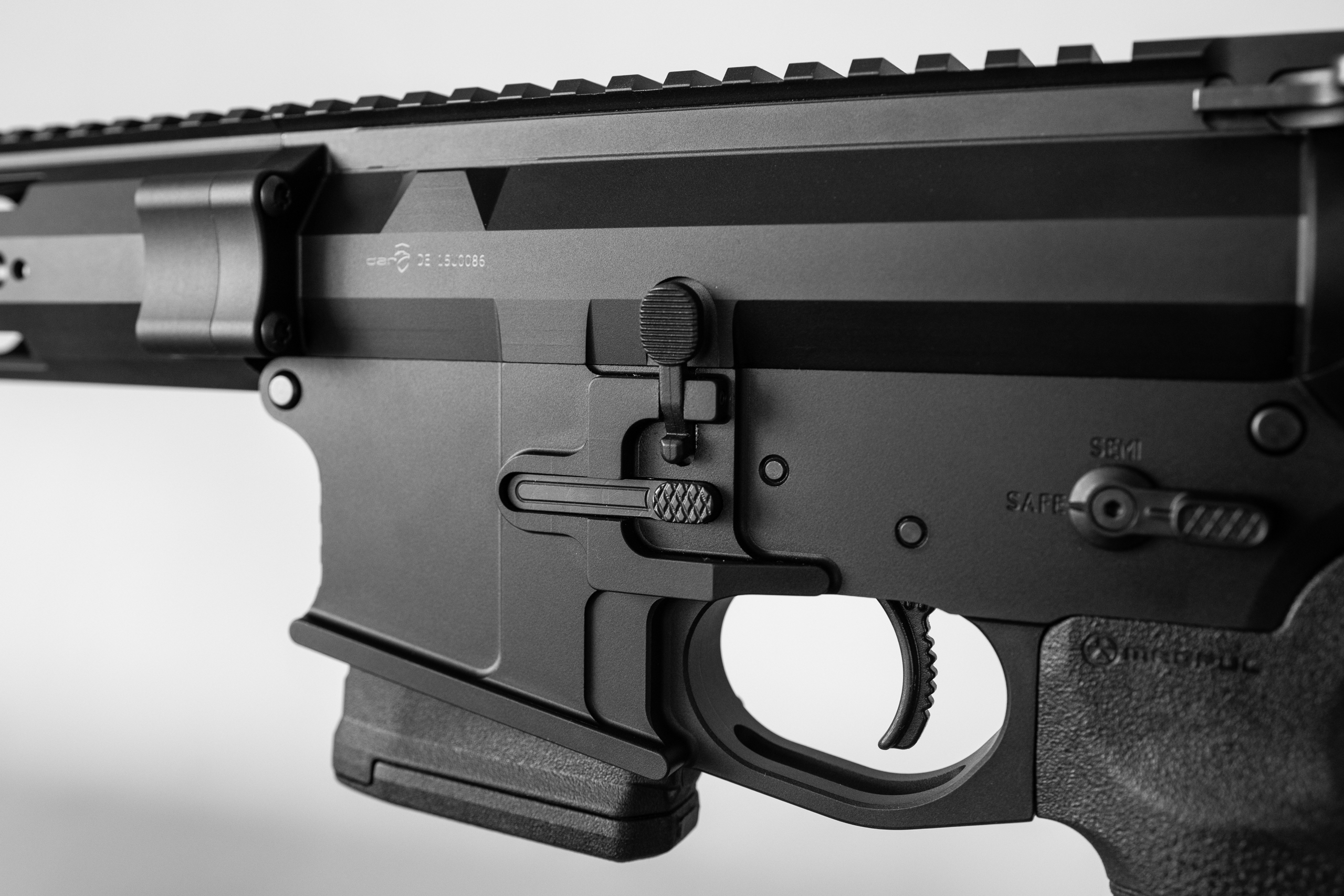 SL-Büchse DAR-15 Blackout .300 Blackout Lauflänge 9'' heavy Barrel SL-Büchse DAR-15 Blackout .300 Blackout Lauflänge 9'' heavy Barrel