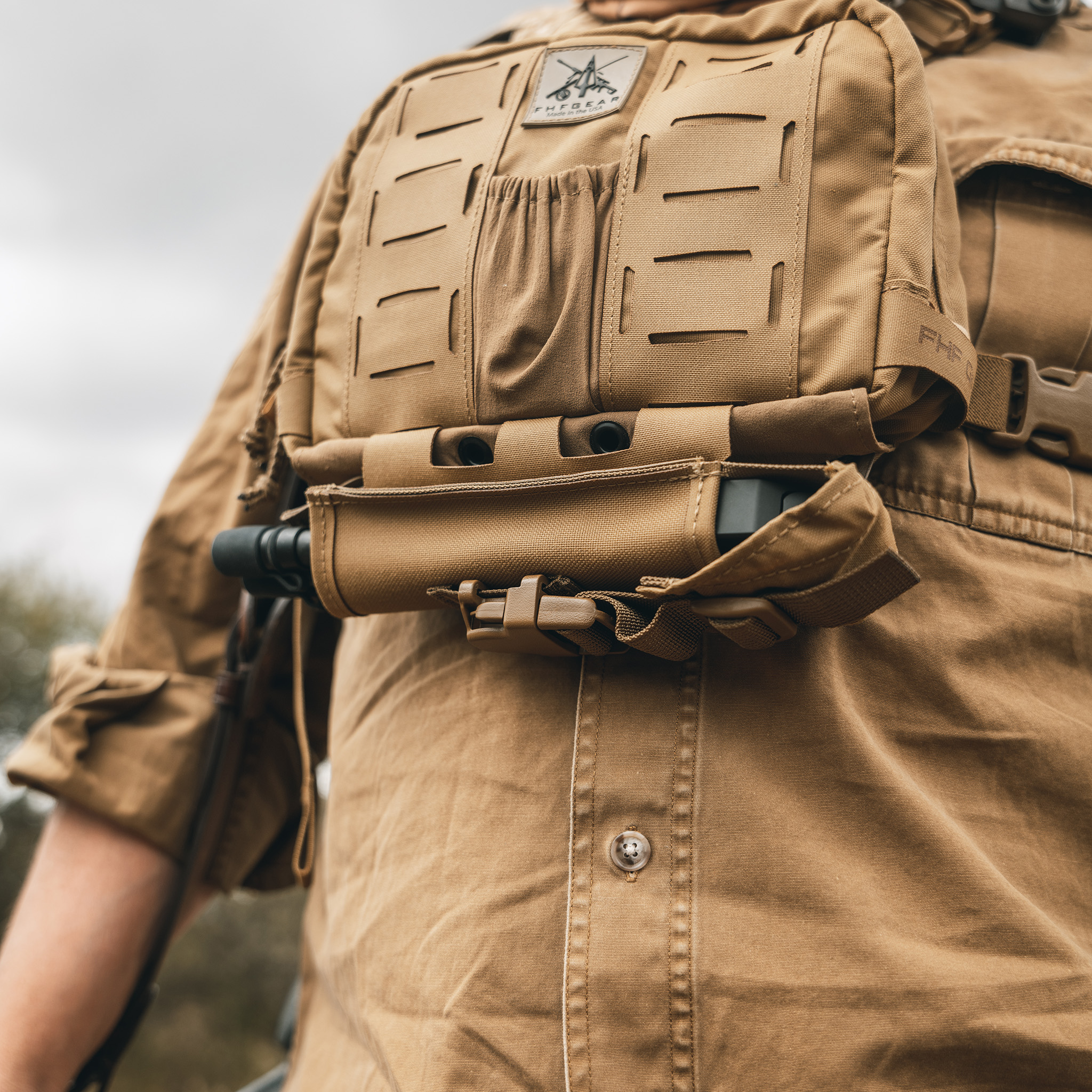 Spartan FHF Javelin Holster Coyote ( Sand Farben ) fpr FHF Bino Harness,